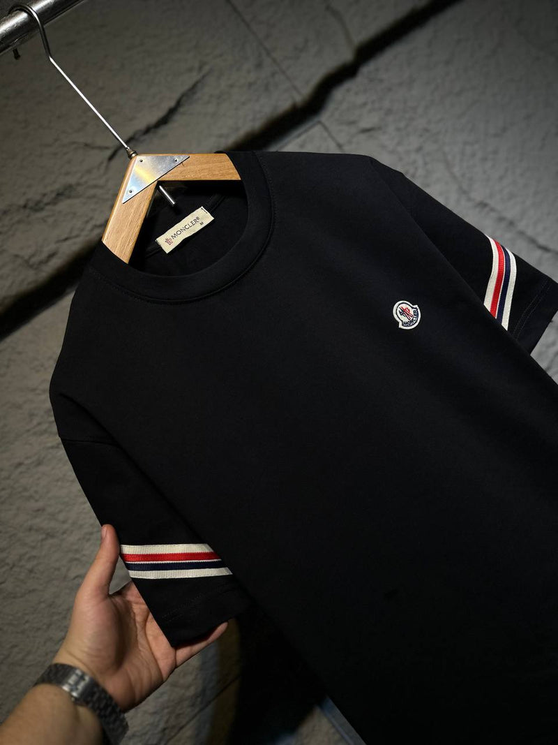 تيشرت مونكلير (Moncler)
