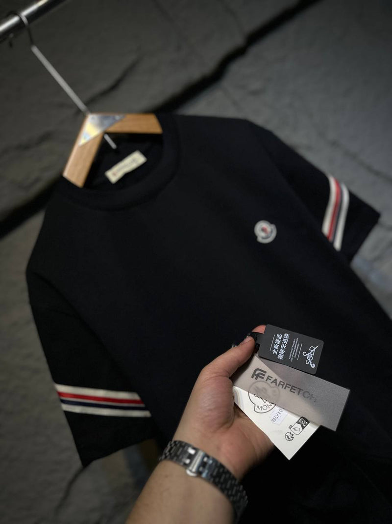 تيشرت مونكلير (Moncler)