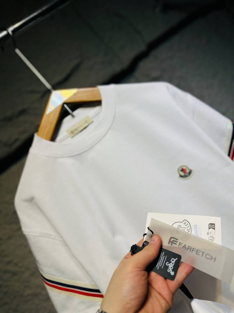 تيشرت مونكلير (Moncler)