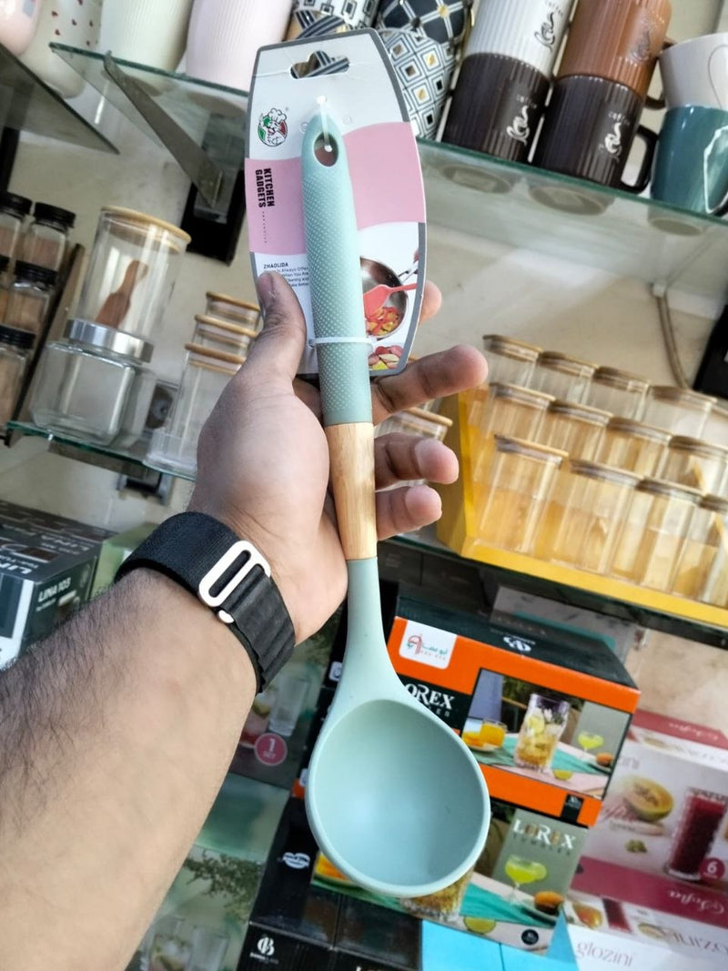 توزيع فردني جدا