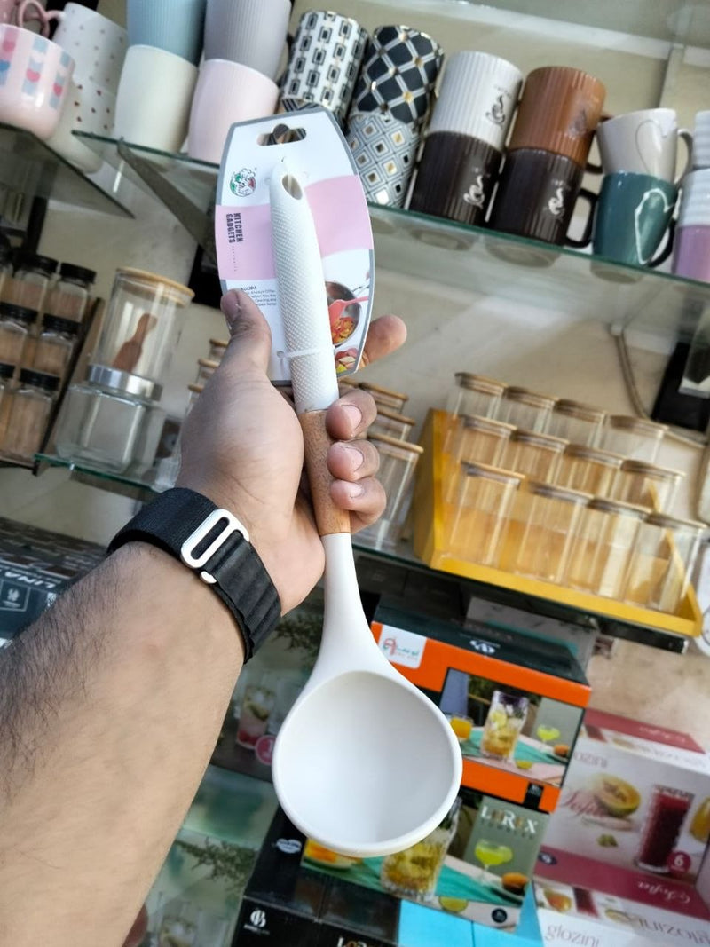 توزيع فردني جدا