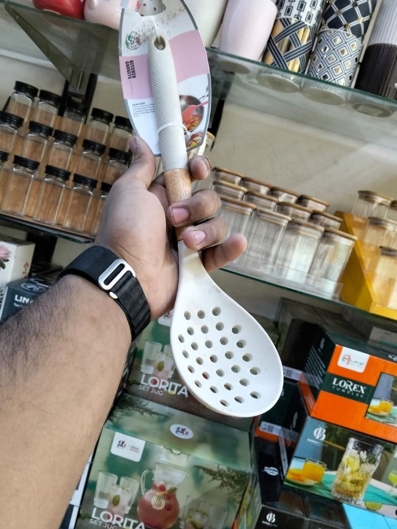 توزيع فردني جدا