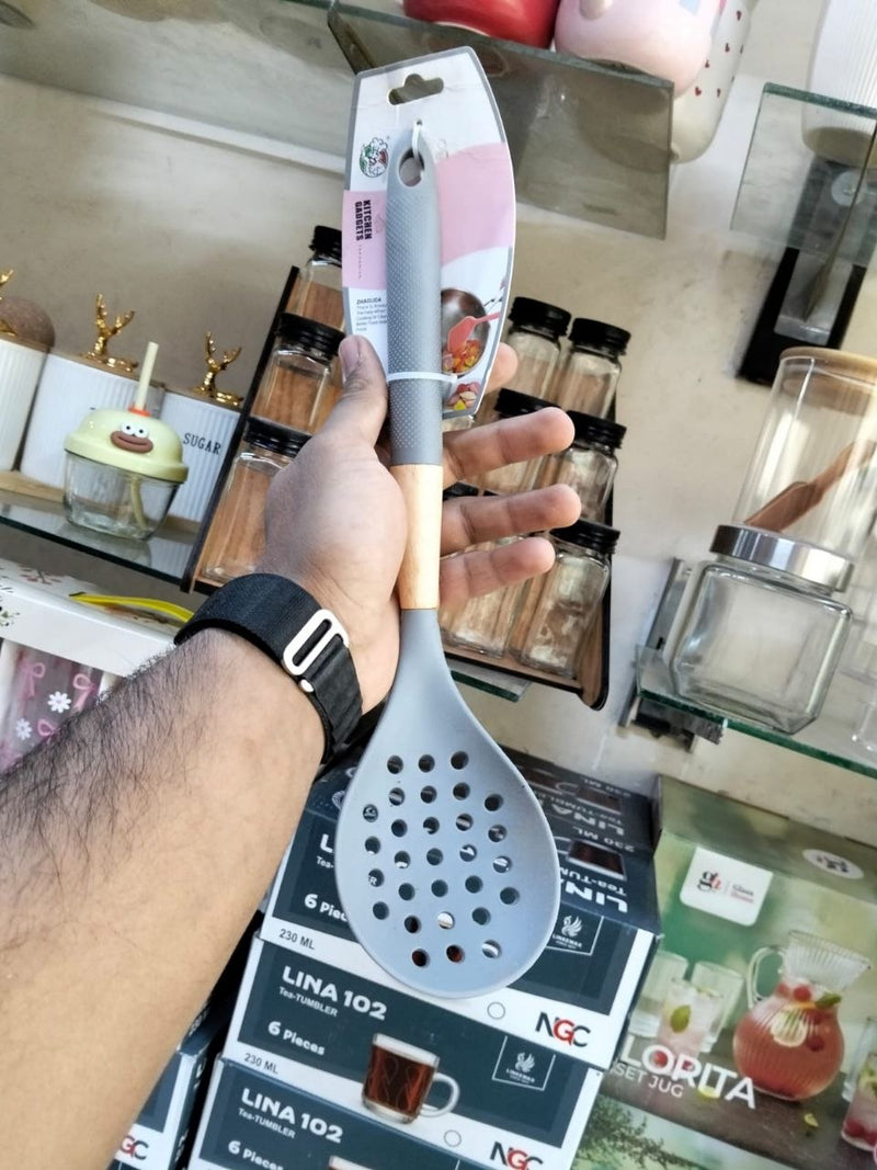 توزيع فردني جدا