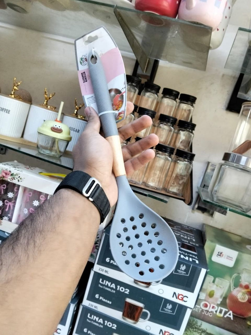 توزيع فردني جدا