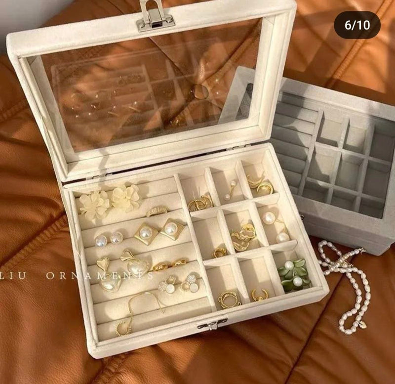 منظم اكسسوارات كابتونيه